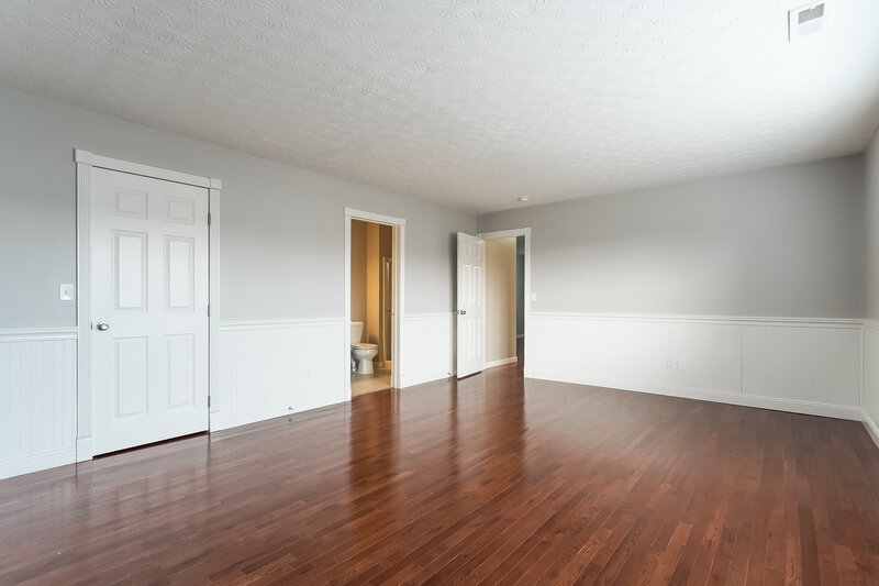 2,095/Mo, 5425 Englecrest Dr Canal Winchester, OH 43110 Main Bedroom View