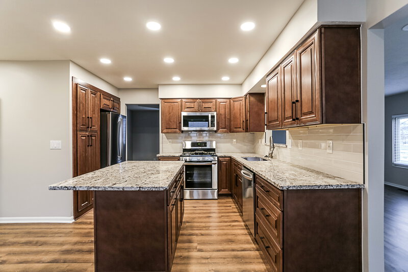 2,380/Mo, 6801 Fallon Ln Canal Winchester, OH 43110 Kitchen View