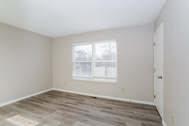 1,790/Mo, 3531 Rocky Rd Columbus, OH 43223 Main Bedroom View 2