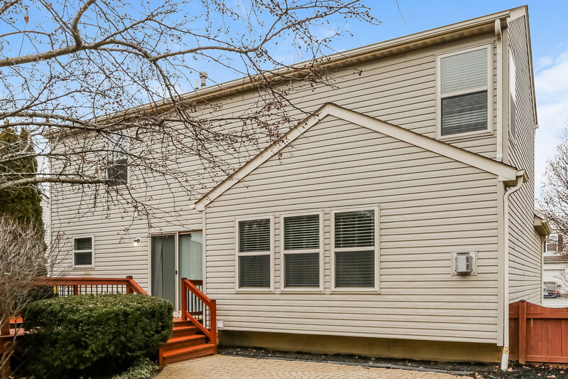 2,315/Mo, 5931 Rainwater Way Columbus, OH 43228 Rear View