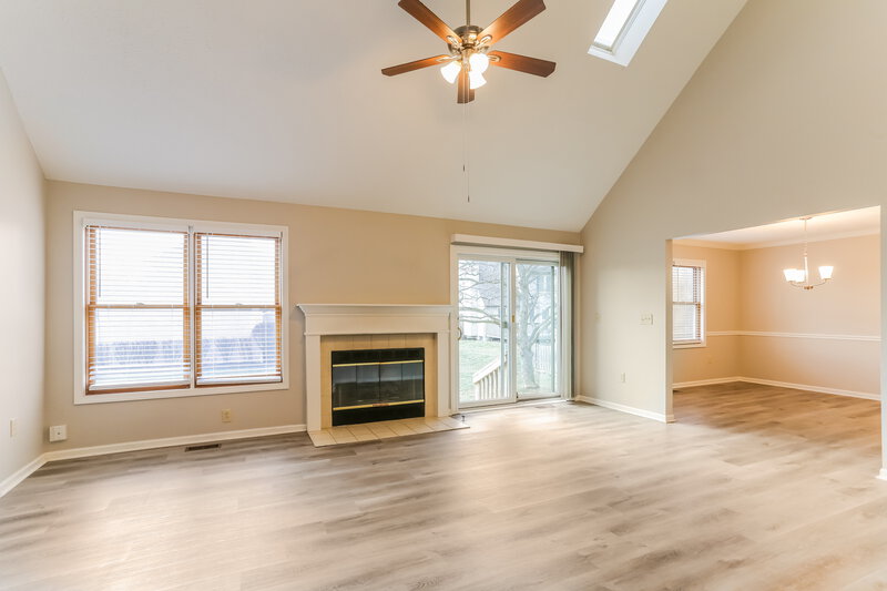 2,405/Mo, 35 Gayle Dr Pickerington, OH 43147 Living Room View