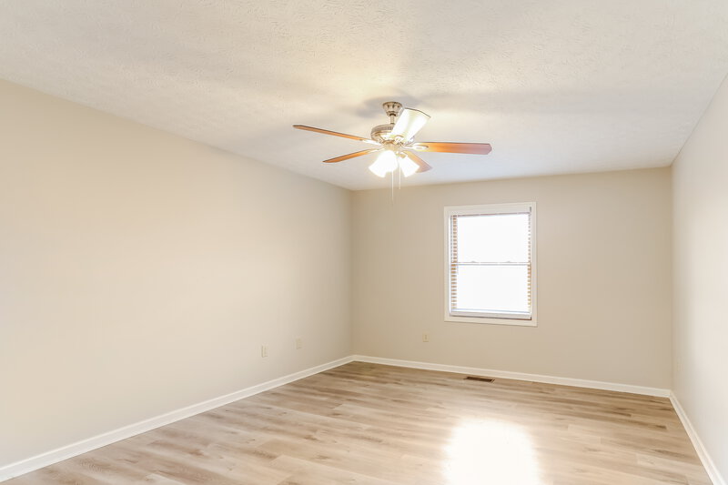 2,405/Mo, 35 Gayle Dr Pickerington, OH 43147 Main Bedroom View