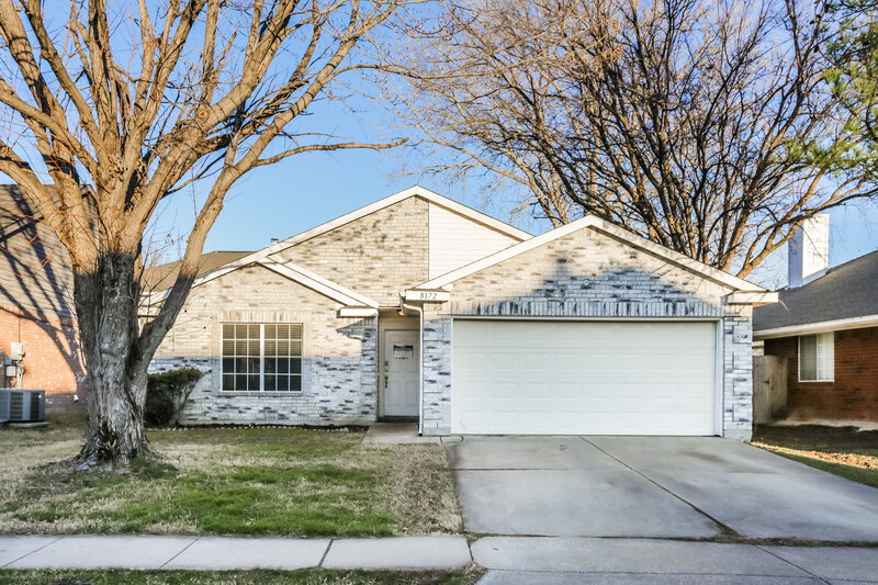 1,955/Mo, 8172 Heritage Place Dr Fort Worth, TX 76137 External View