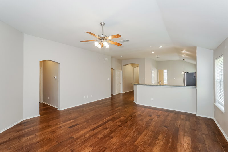 2,120/Mo, 7617 Rainbow Creek Dr Fort Worth, TX 76123 Living Room View 3
