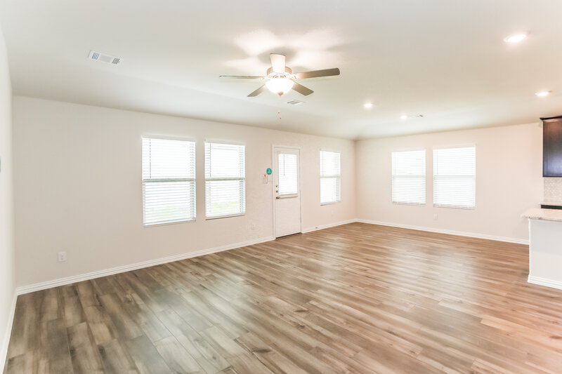 2,440/Mo, 2168 Gill Star Dr Haslet, TX 76052 Living Room View 2