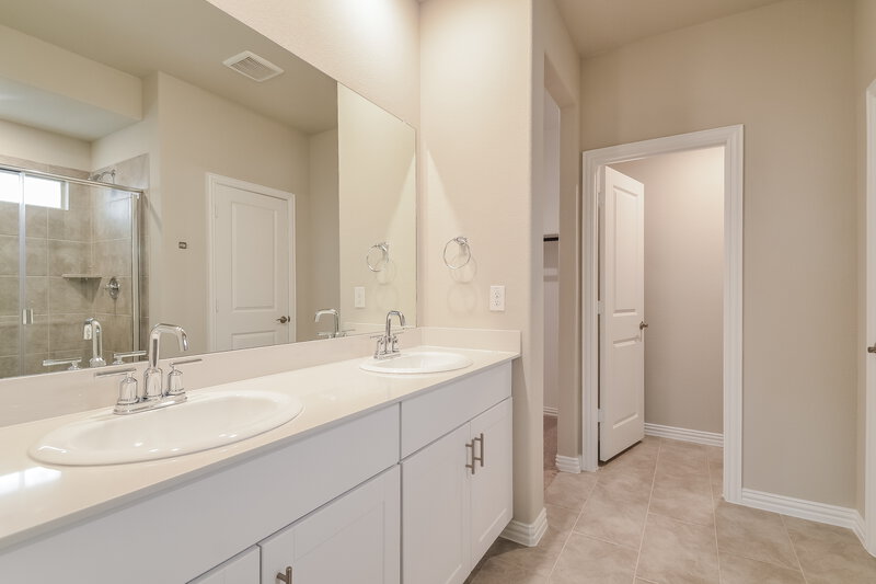 2,620/Mo, 2232 Bellatrix Dr Haslet, TX 76052 Main Bathroom View