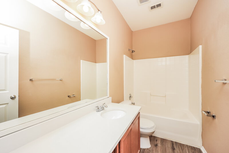 1,840/Mo, 1709 Heron Dr Aubrey, TX 76227 Bathroom View