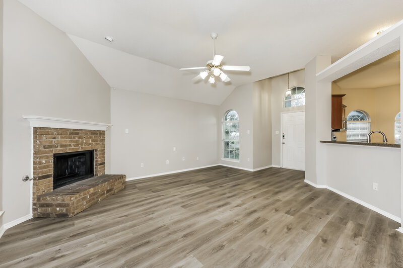 2,100/Mo, 3017 Morning Dove Ln Midlothian, TX 76065 Living Room View