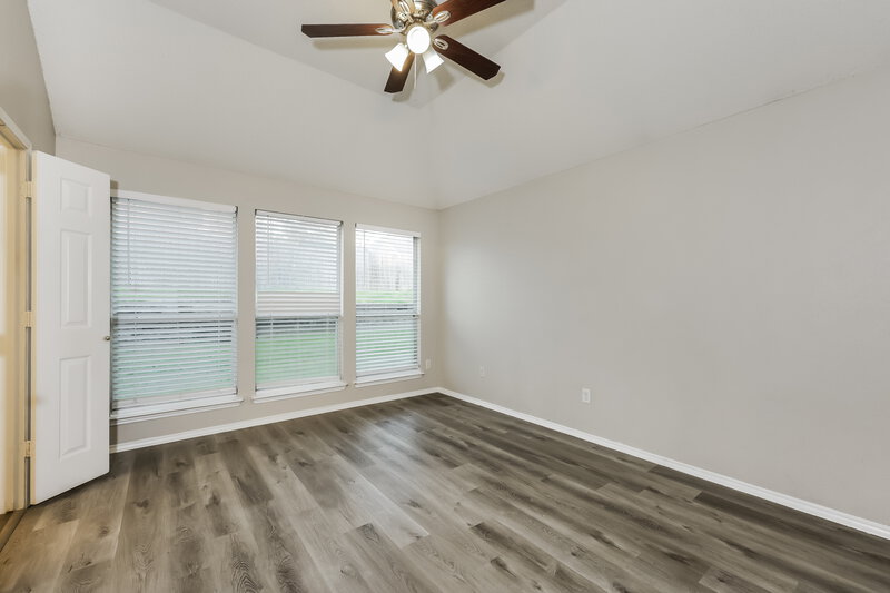2,100/Mo, 3017 Morning Dove Ln Midlothian, TX 76065 Main Bedroom View