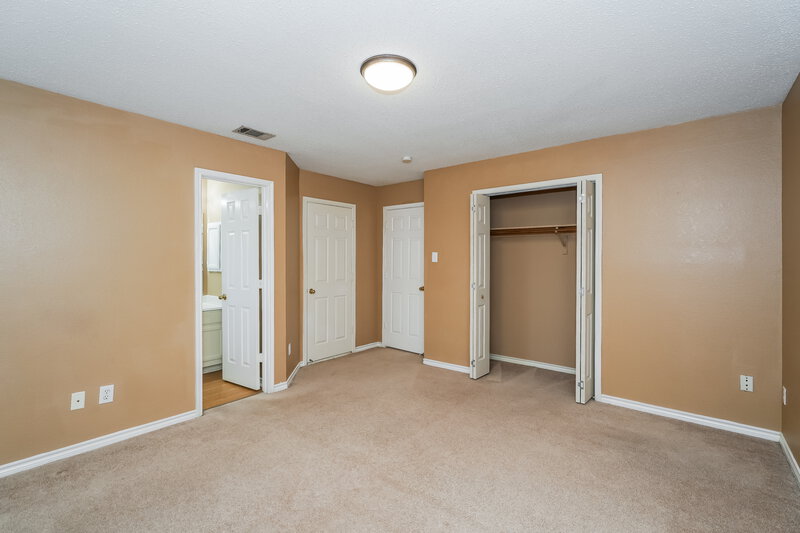 2,800/Mo, 2680 Hillside Dr Highland Village, TX 75077 Bedroom View 2