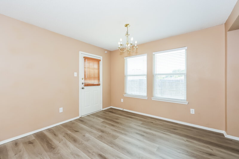 2,040/Mo, 1324 Burleson St Cedar Hill, TX 75104 Dining Room View