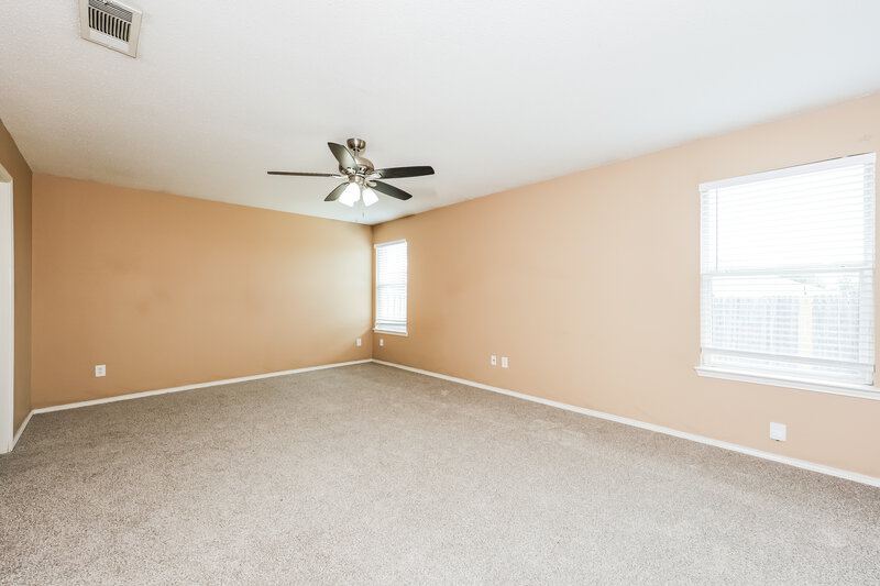 2,040/Mo, 1324 Burleson St Cedar Hill, TX 75104 Main Bedroom View