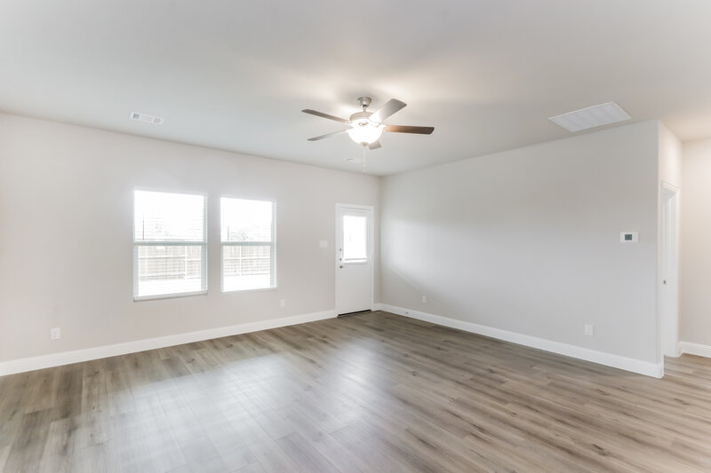 2,795/Mo, 1204 Green Timber Dr Forney, TX 75126 Living Room View