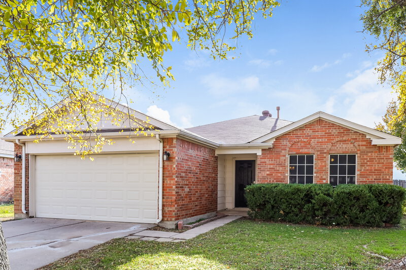 1,845/Mo, 1117 Greenbend Dr Denton, TX 76210 Front View
