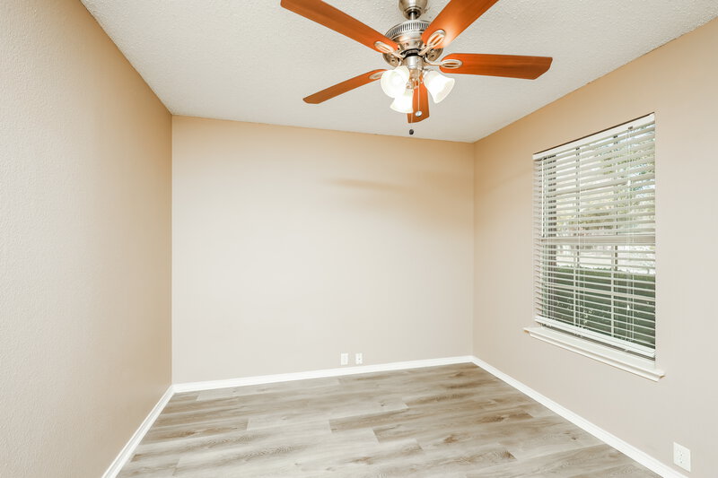 1,845/Mo, 1117 Greenbend Dr Denton, TX 76210 Bedroom View 3