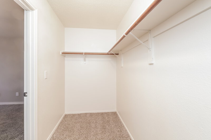 2,385/Mo, 1210 Beatty Dr Cedar Hill, TX 75104 Amenities View