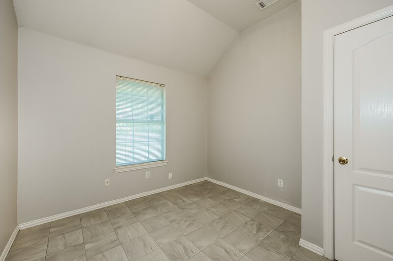 2,150/Mo, 5017 Eastcreek Dr Arlington, TX 76018 Bedroom View 2