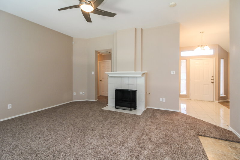 1,870/Mo, 2805 Brookway Dr Mesquite, TX 75181 Living Room View 2