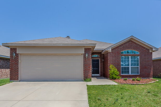 1,825/Mo, 10436 Fossil Hill Dr Fort Worth, TX 76131