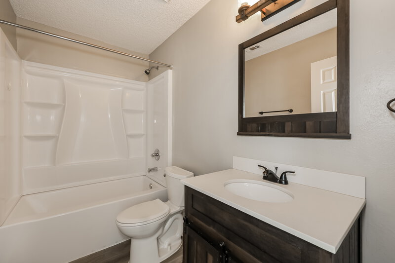 2,380/Mo, 1507 Chapman St Cedar Hill, TX 75104 Bathroom View