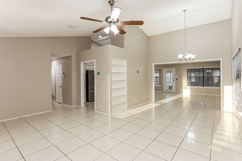 2,230/Mo, 7904 Woodrock Ct Fort Worth, TX 76137 Living Room View 2