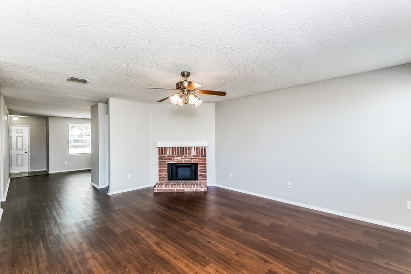 2,500/Mo, 3908 Golden Horn Ln Fort Worth, TX 76123 Living Room View