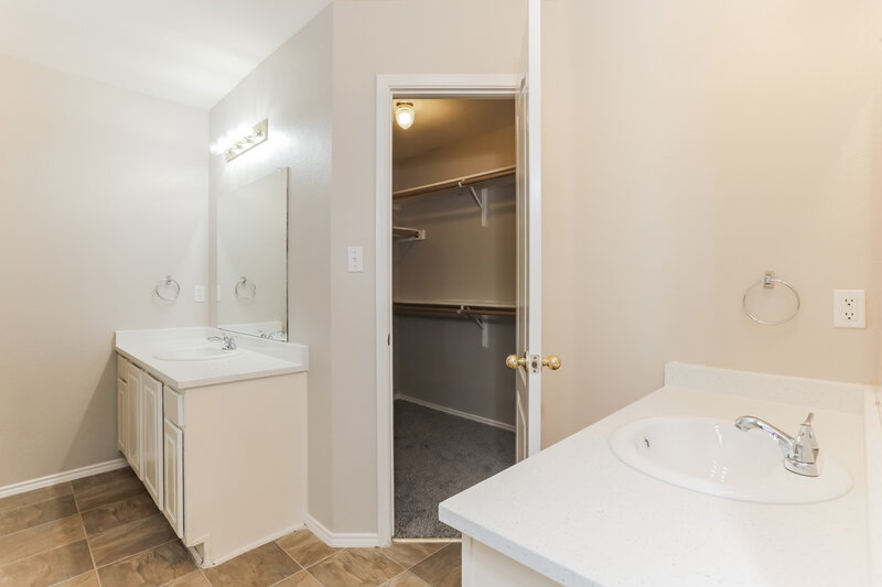 2,230/Mo, 7501 Fossil Garden Dr Arlington, TX 76002 Misc View 11