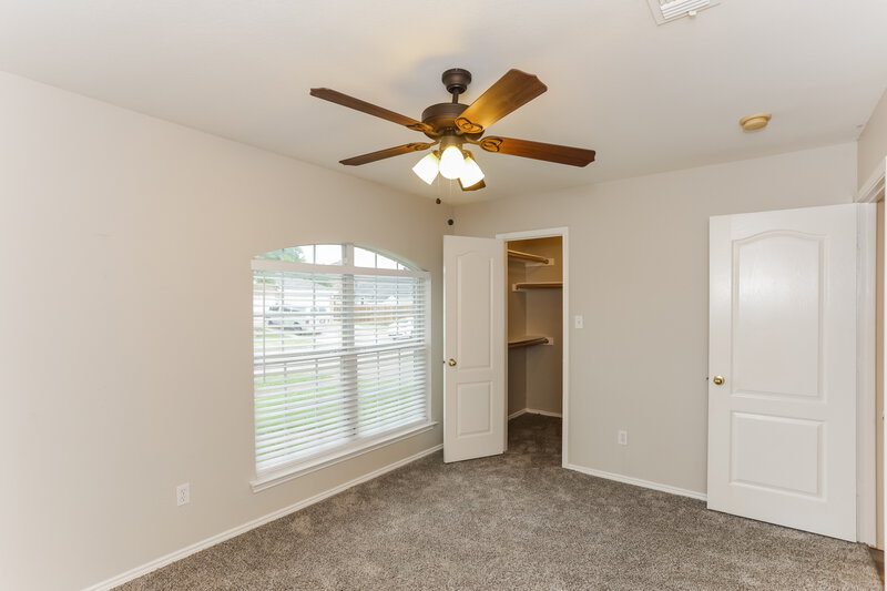 2,230/Mo, 7501 Fossil Garden Dr Arlington, TX 76002 Misc View 12