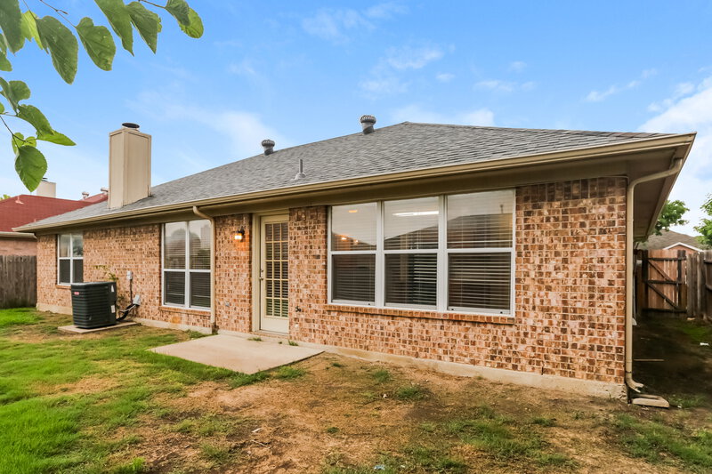2,230/Mo, 7501 Fossil Garden Dr Arlington, TX 76002 Misc View 17