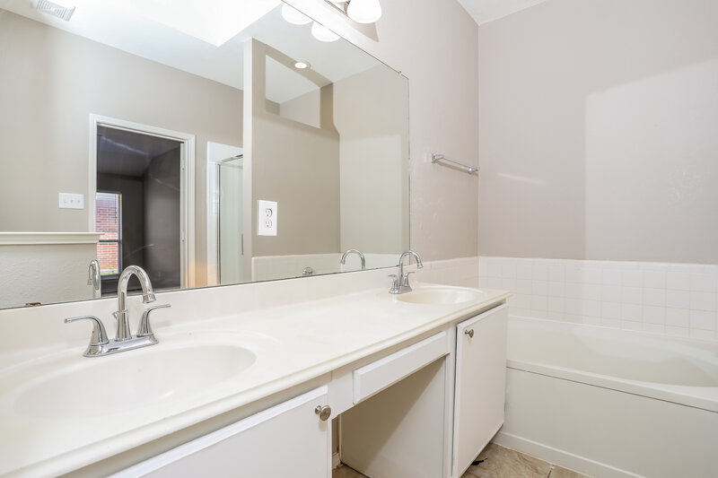 2,170/Mo, 4405 Crystal Ln Garland, TX 75043 Misc View 10