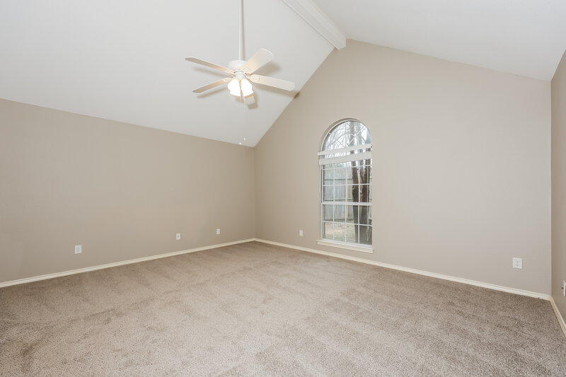 0/Mo, 317 Fountain Gate Dr Allen, TX 75002 Main Bedroom View