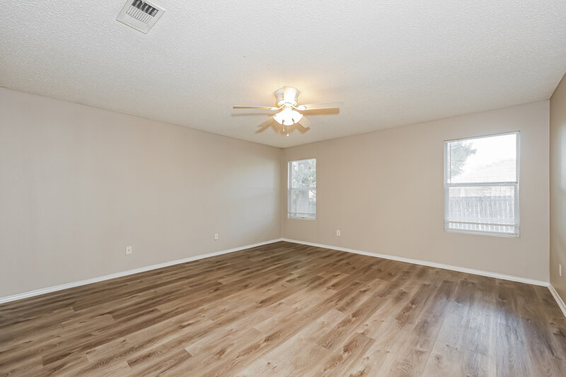 2,005/Mo, 548 Magdalen Ave Crowley, TX 76036 Main Bedroom View
