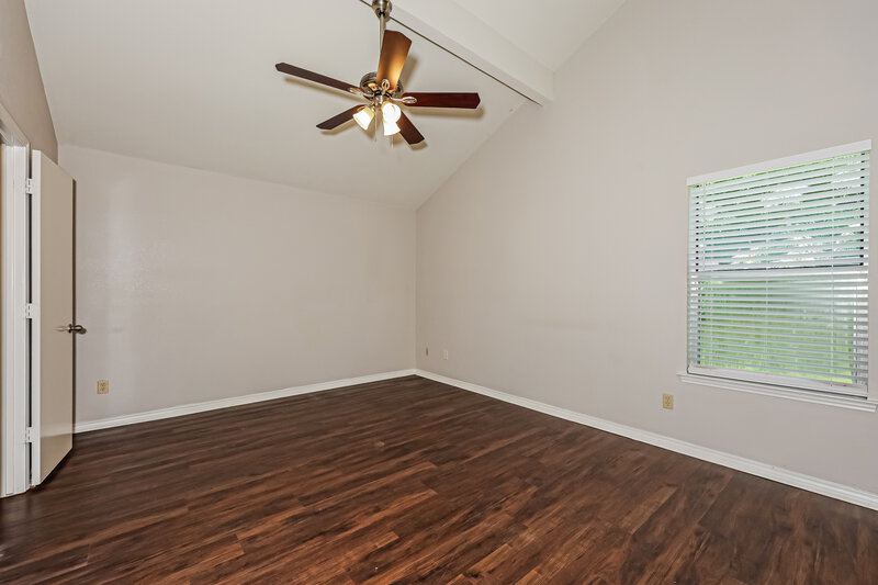 1,990/Mo, 910 Blue Jay Dr Mansfield, TX 76063 Main Bedroom View