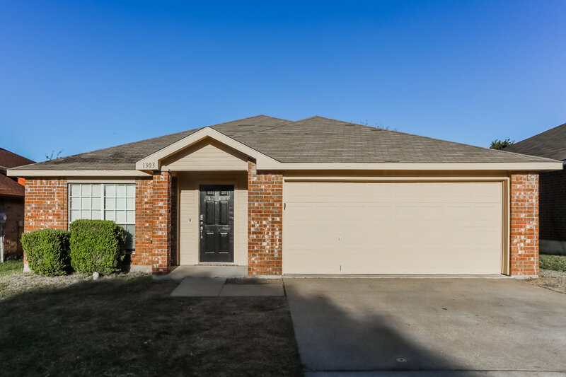 2,235/Mo, 1303 Coronado Ln Duncanville, TX 75137 External View