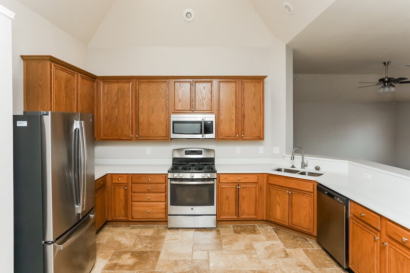 2,330/Mo, 501 Branch St Forney, TX 75126 Kitchen View 2