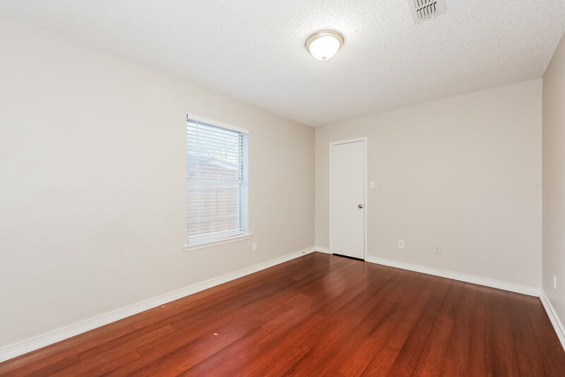 1,925/Mo, 512 Blue Haze Dr Fort Worth, TX 76108 Bedroom View 3