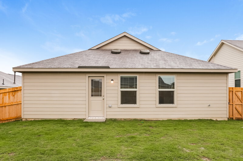1,915/Mo, 8320 Hollow Bend St Fort Worth, TX 76123 Rear View