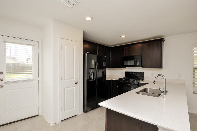 2,045/Mo, 8304 High Robin Ave Fort Worth, TX 76123 Kitchen View 3
