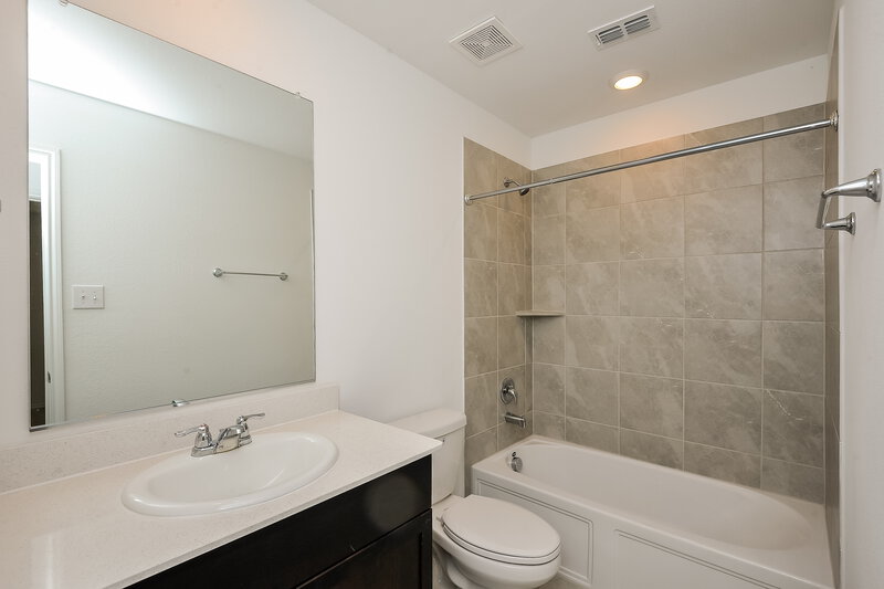 2,045/Mo, 8304 High Robin Ave Fort Worth, TX 76123 Main Bathroom View