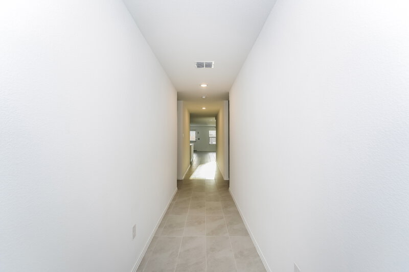 2,180/Mo, 8413 High Robin Ave Fort Worth, TX 76123 Hallway View