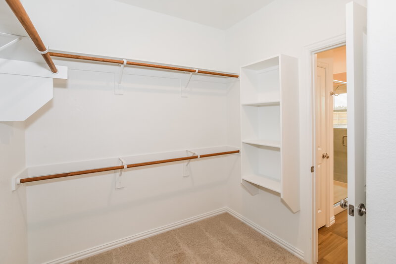 2,805/Mo, 14733 San Pablo Dr Fort Worth, TX 76052 Walk In Closet View