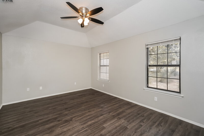 2,060/Mo, 2027 Cherrywood Ln Denton, TX 76209 Main Bedroom View