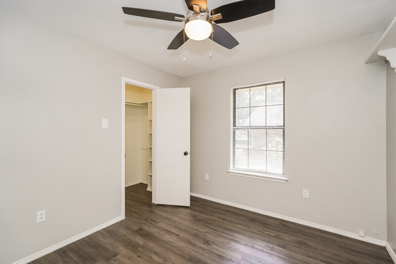 2,060/Mo, 2027 Cherrywood Ln Denton, TX 76209 Bedroom View 2