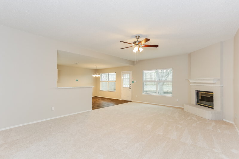 1,955/Mo, 3709 Cove Meadow Ln Fort Worth, TX 76123 Living Room View 3