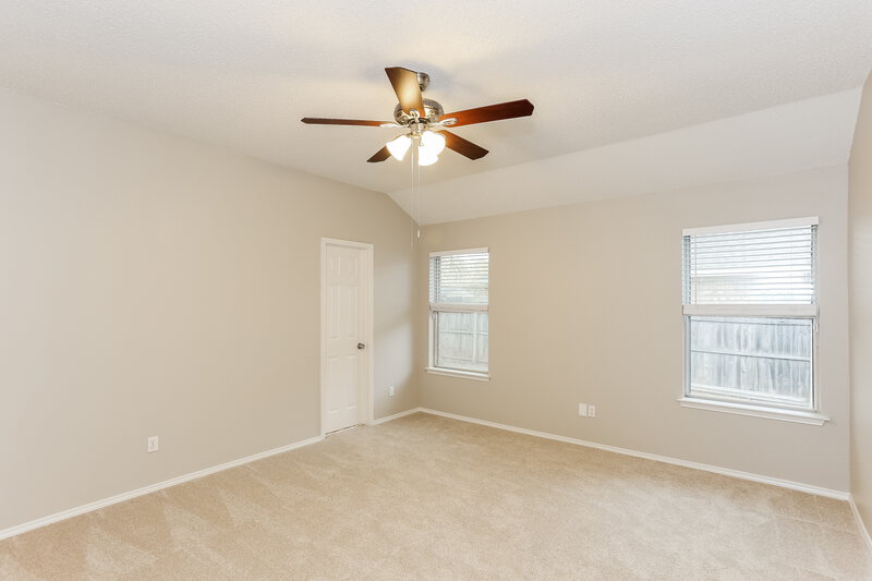 1,955/Mo, 3709 Cove Meadow Ln Fort Worth, TX 76123 Main Bedroom View