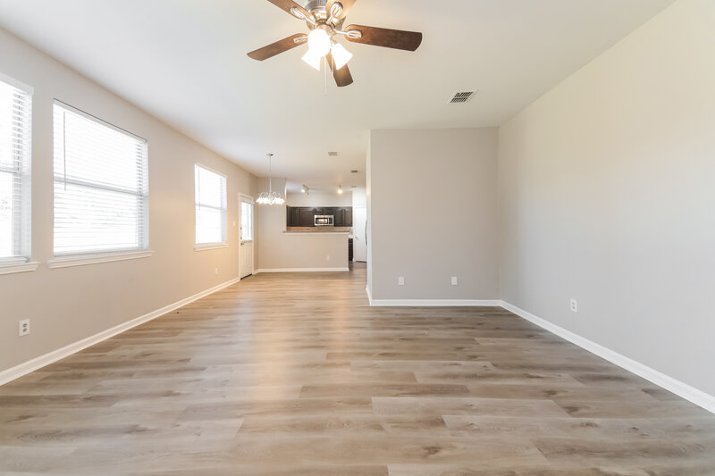 2,395/Mo, 8004 Swan Park Dr Denton, TX 76210 Living Room View