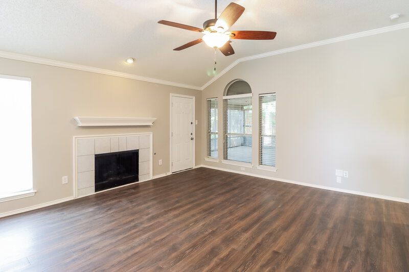 2,465/Mo, 2072 Rushmore Ct Lewisville, TX 75067 Living Room View