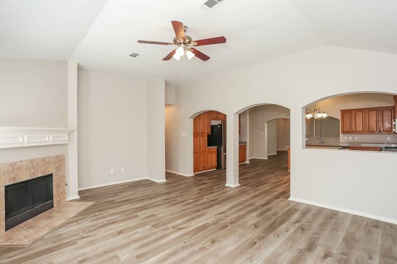 2,195/Mo, 5741 Lionfish Way Fort Worth, TX 76131 Living Room View 2