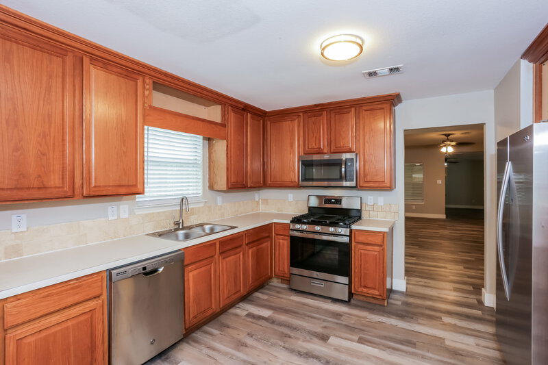 2,215/Mo, 7713 Dockside Dr Rowlett, TX 75088 Kitchen View