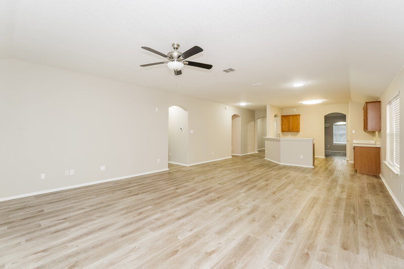 2,115/Mo, 3737 Sapphire St Fort Worth, TX 76244 Living Room View 4